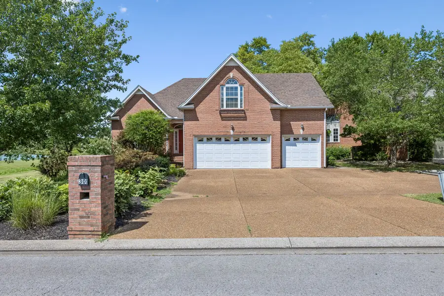 301 Calumet Trce, Murfreesboro, TN 37127 - #2