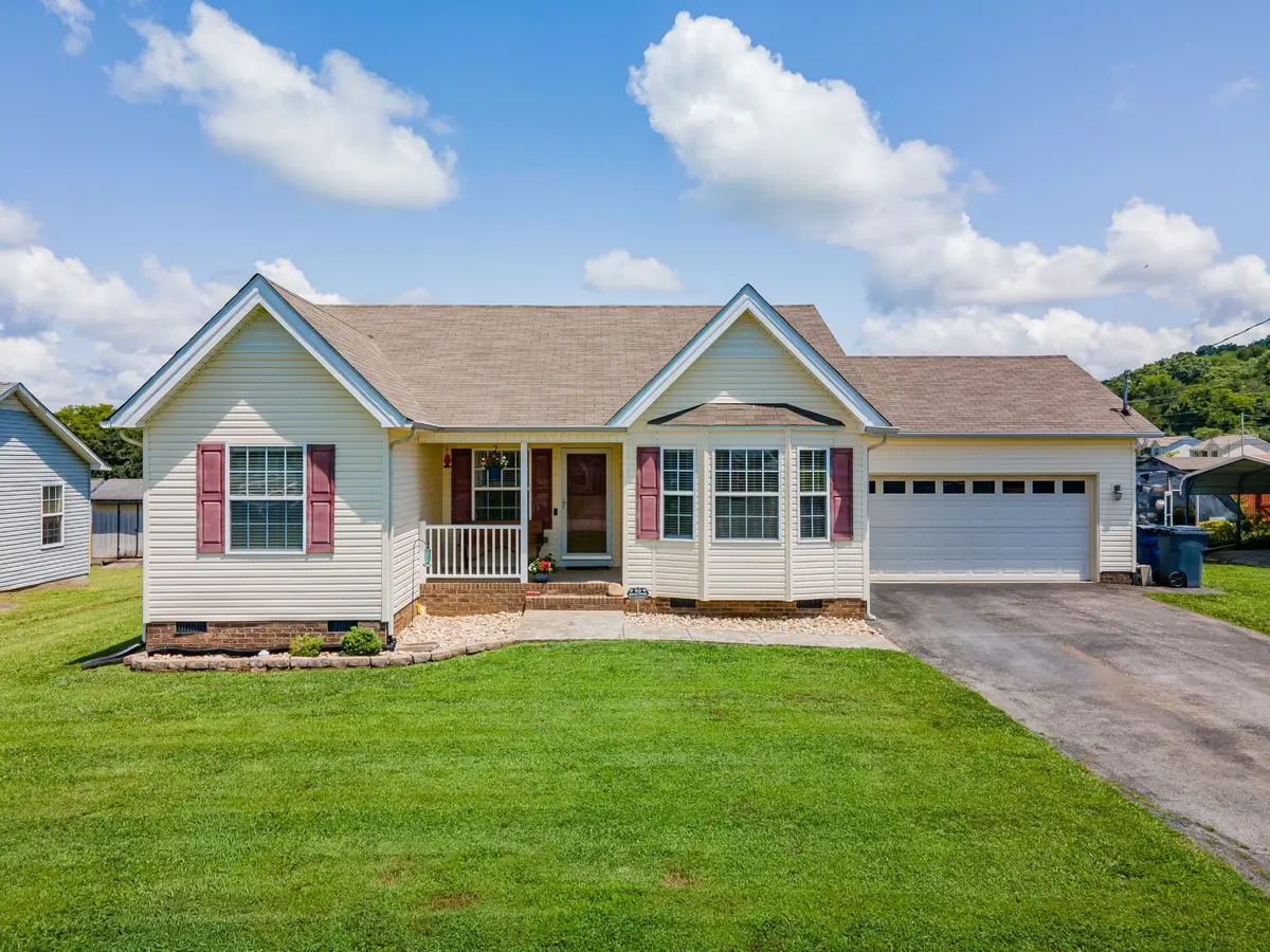 1604 Avers Ave, Columbia, TN 38401 - #1