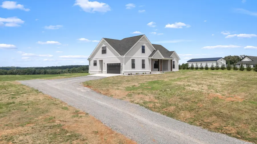 6918 Shelbyville Rd, Morrison, TN 37357 - #3