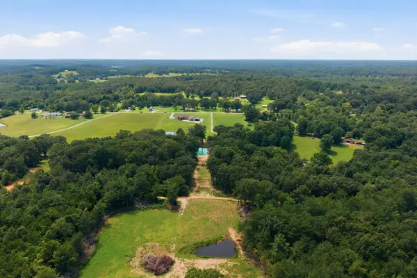 1261 Highway 48 S, Dickson, TN 37055