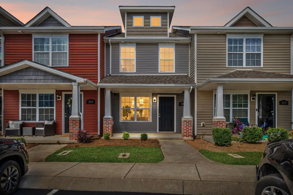 375 Sam Houston Cir, Clarksville, TN 37040 - #1