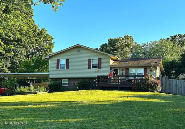 2317 Roundtree Rd, Knoxville, TN 37923