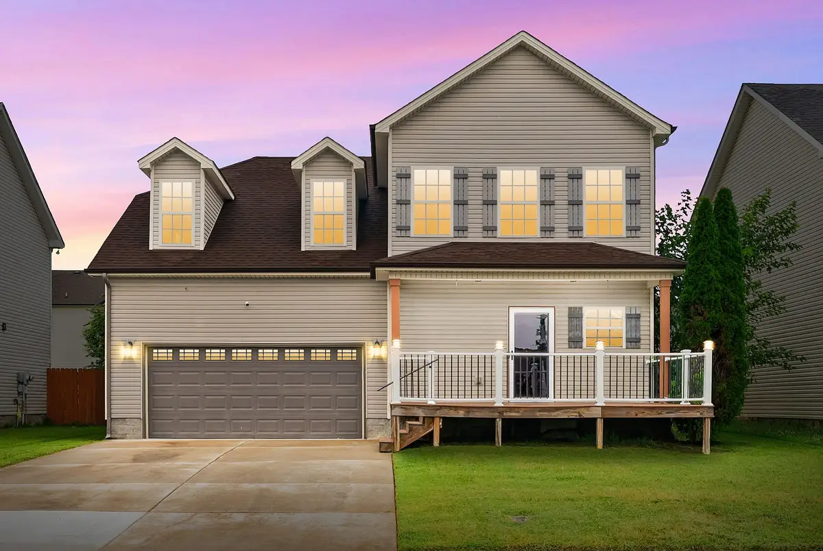 3756 Gray Fox Dr, Clarksville, TN 37040 - #1