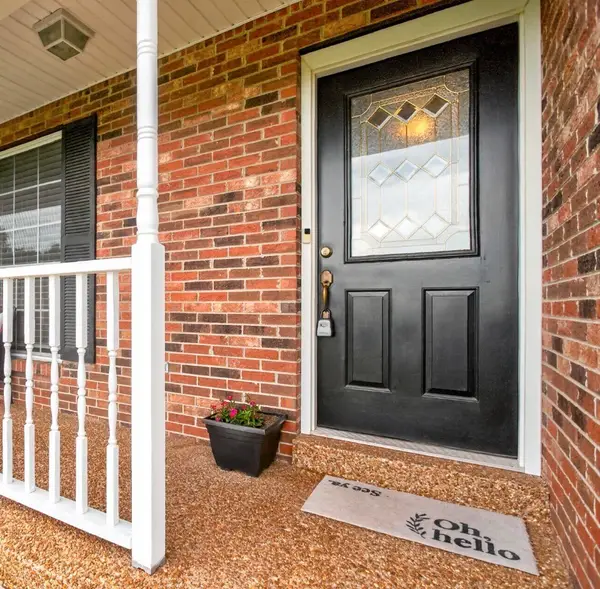 110 Needham Ln, Burns, TN 37029