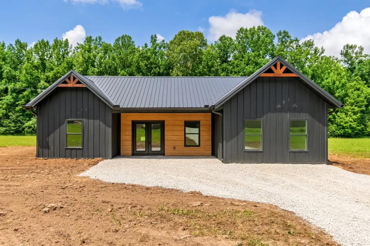 2757 Lick Creek Road, Linden, TN 37096 - #1