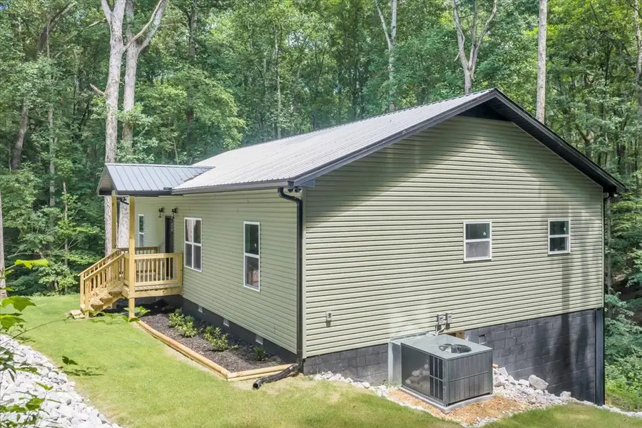 226 Woodland Way, Estill Springs, TN 37330 - #3