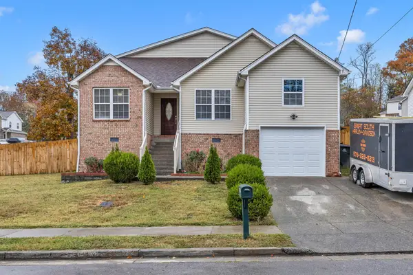 5200 Rockridge Ct, Antioch, TN 37013