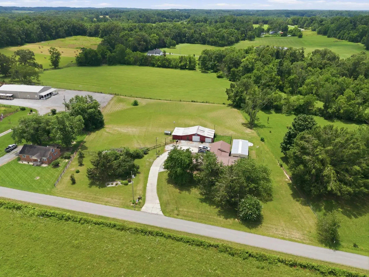 307 S Leath Rd, Portland, TN 37148 - #1