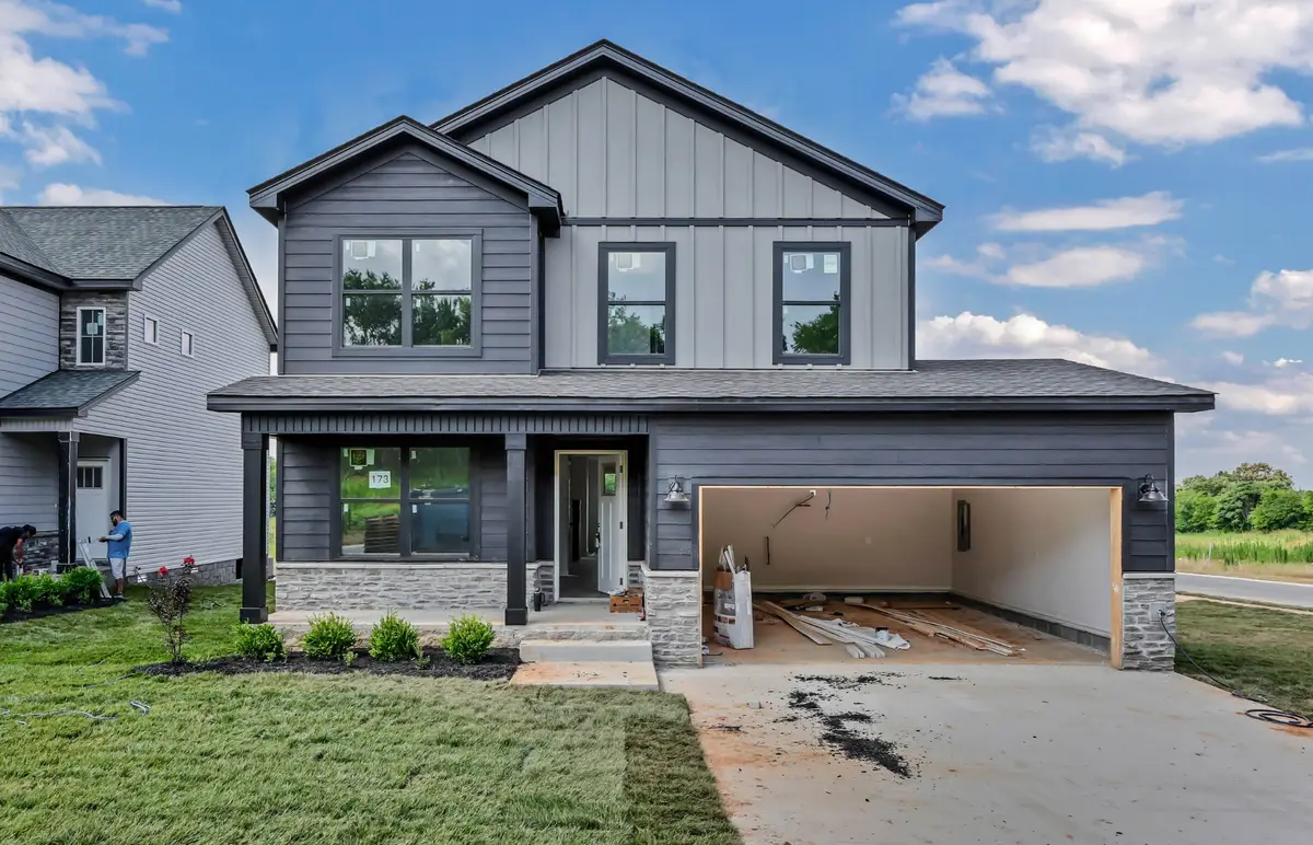 2812 Brewster Dr, Clarksville, TN 37042 - #1