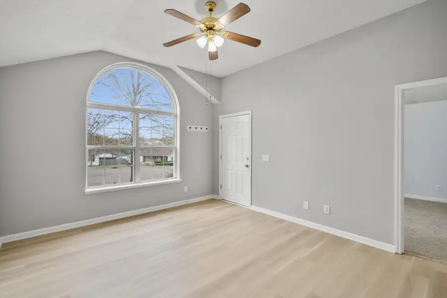 604 Hugh Duffy Cv, La Vergne, TN 37086 - #3
