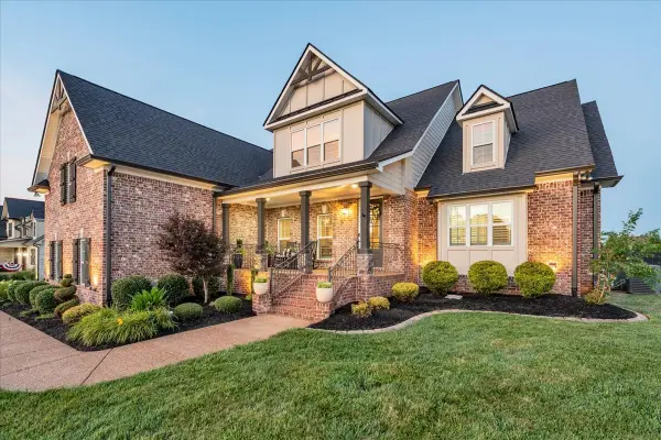 405 Huntington Dr, Lebanon, TN 37087