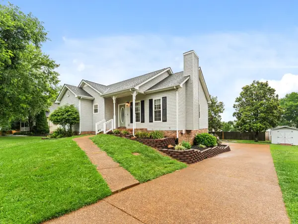 3708 Jay Ln, Spring Hill, TN 37174