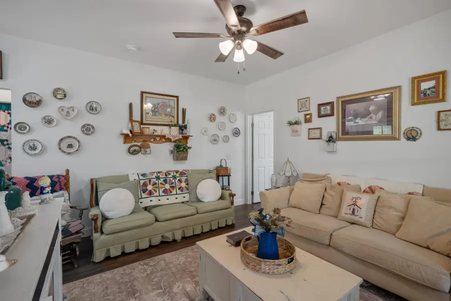 795 Lowery Ln, McMinnville, TN 37110 - #3