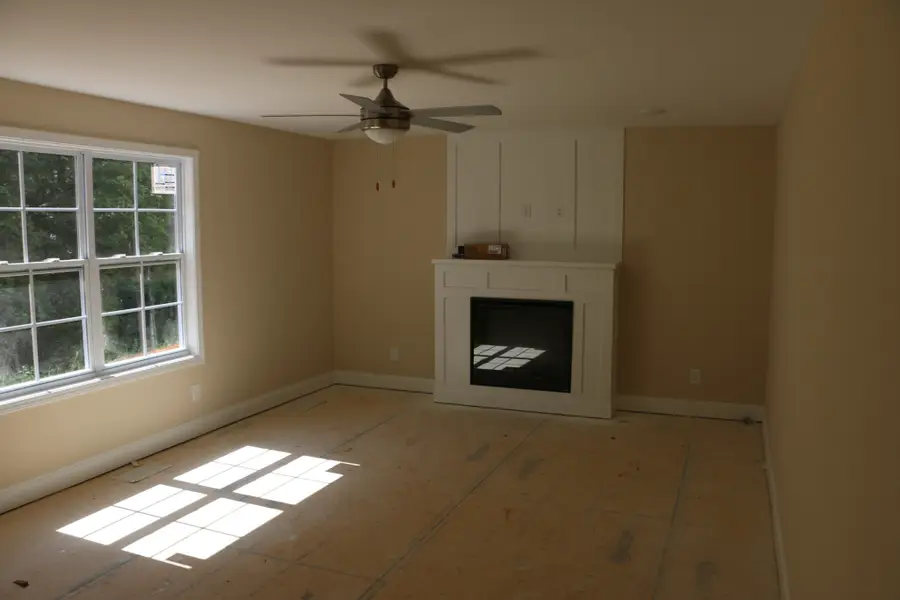 594 Willow Park Dr, Clarksville, TN 37043 - #3