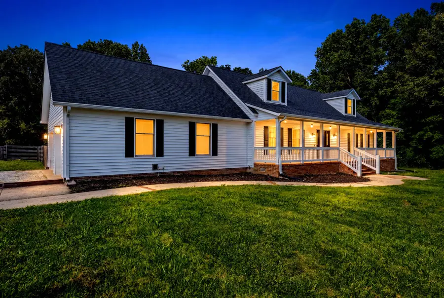3434 Kinneys Rd, Cedar Hill, TN 37032 - #2