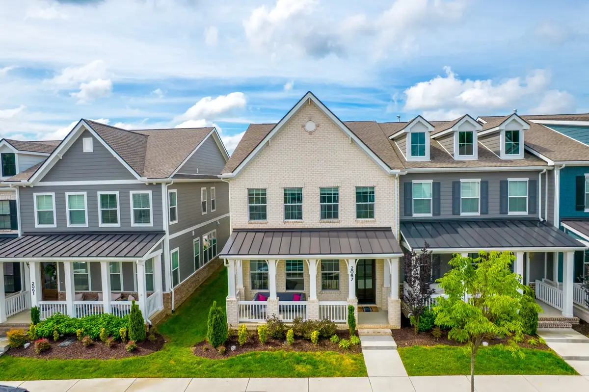 2067 Braidwood Ln, Franklin, TN 37064 - #1