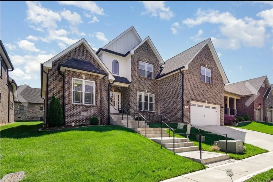 513 Summit View Cir, Clarksville, TN 37043 - #1