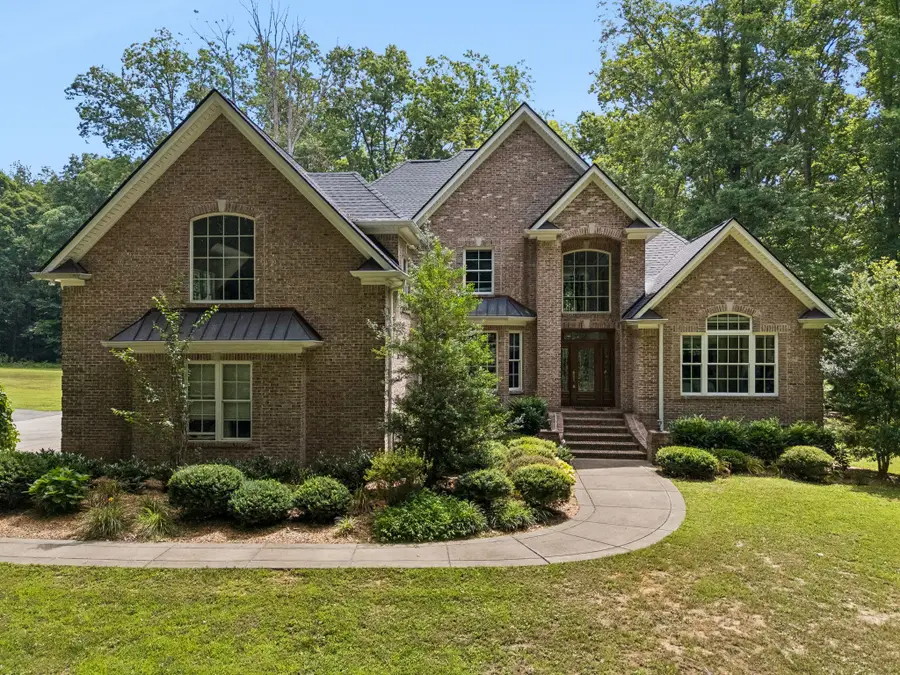 6948 Whispering Oaks Dr, Springfield, TN 37172 - #2
