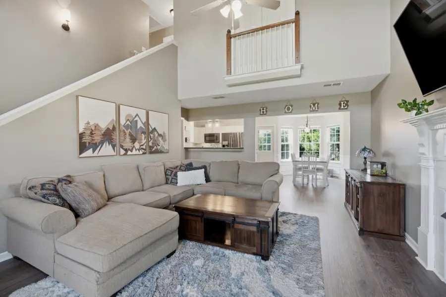 3317 Cornerstone Dr, Murfreesboro, TN 37128 - #3