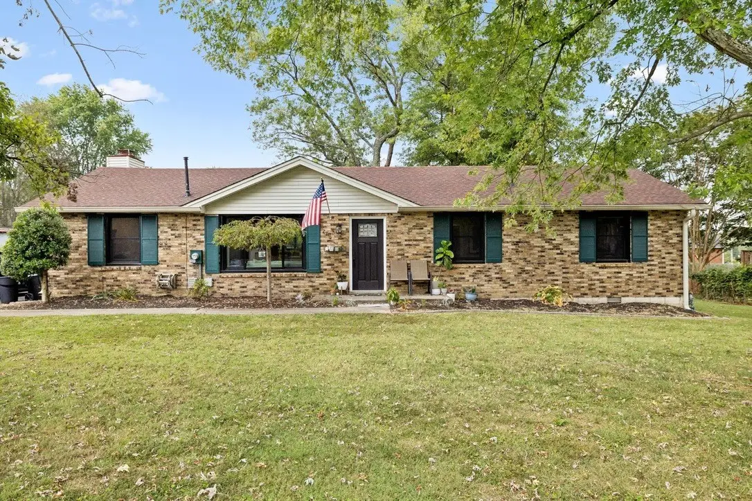 2210 Lynwood Dr, Greenbrier, TN 37073 - #1