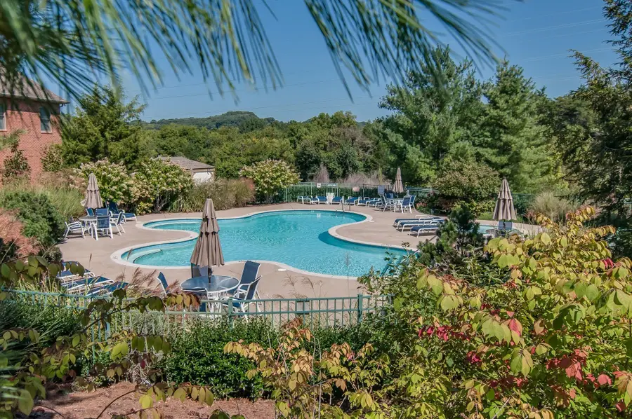 612 Eastcastle Ct, Franklin, TN 37069 - #3