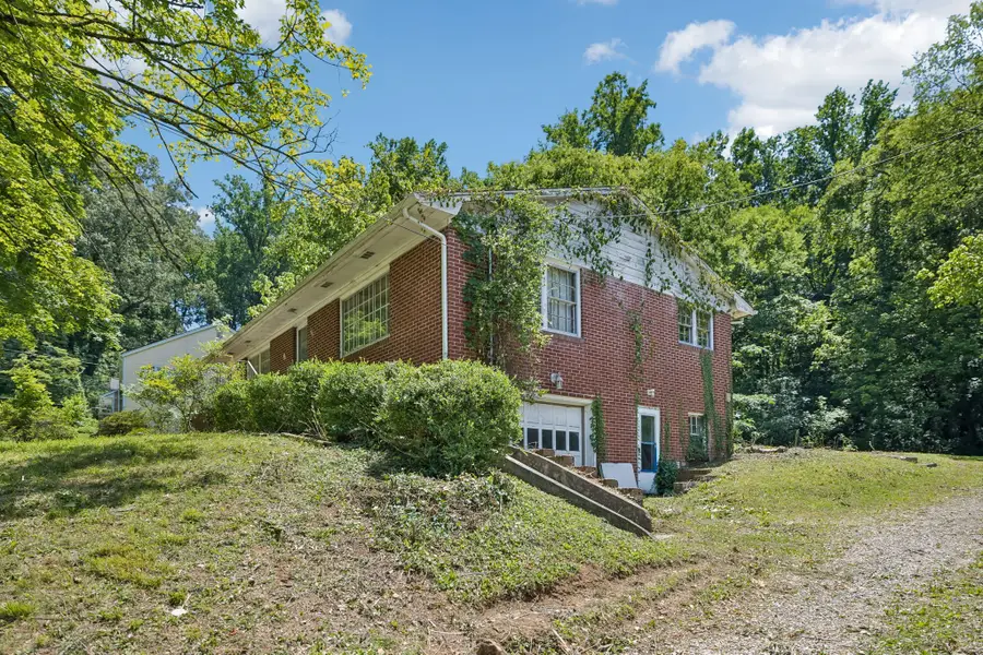 407 Overhill Rd, Knoxville, TN 37914 - #3