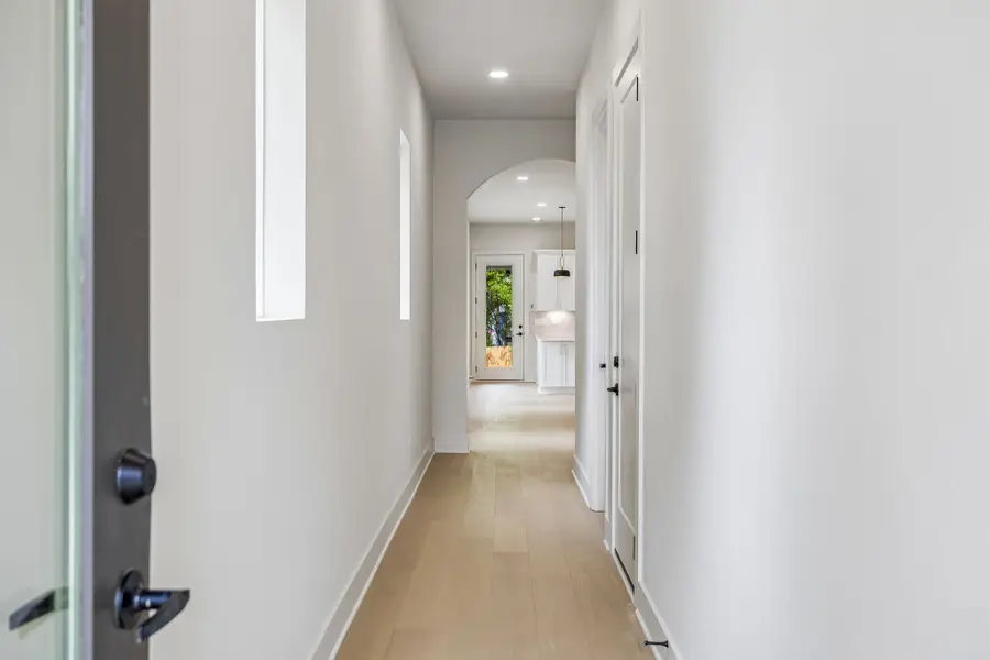 1811A Manchester Ave, Nashville, TN 37218 - #2