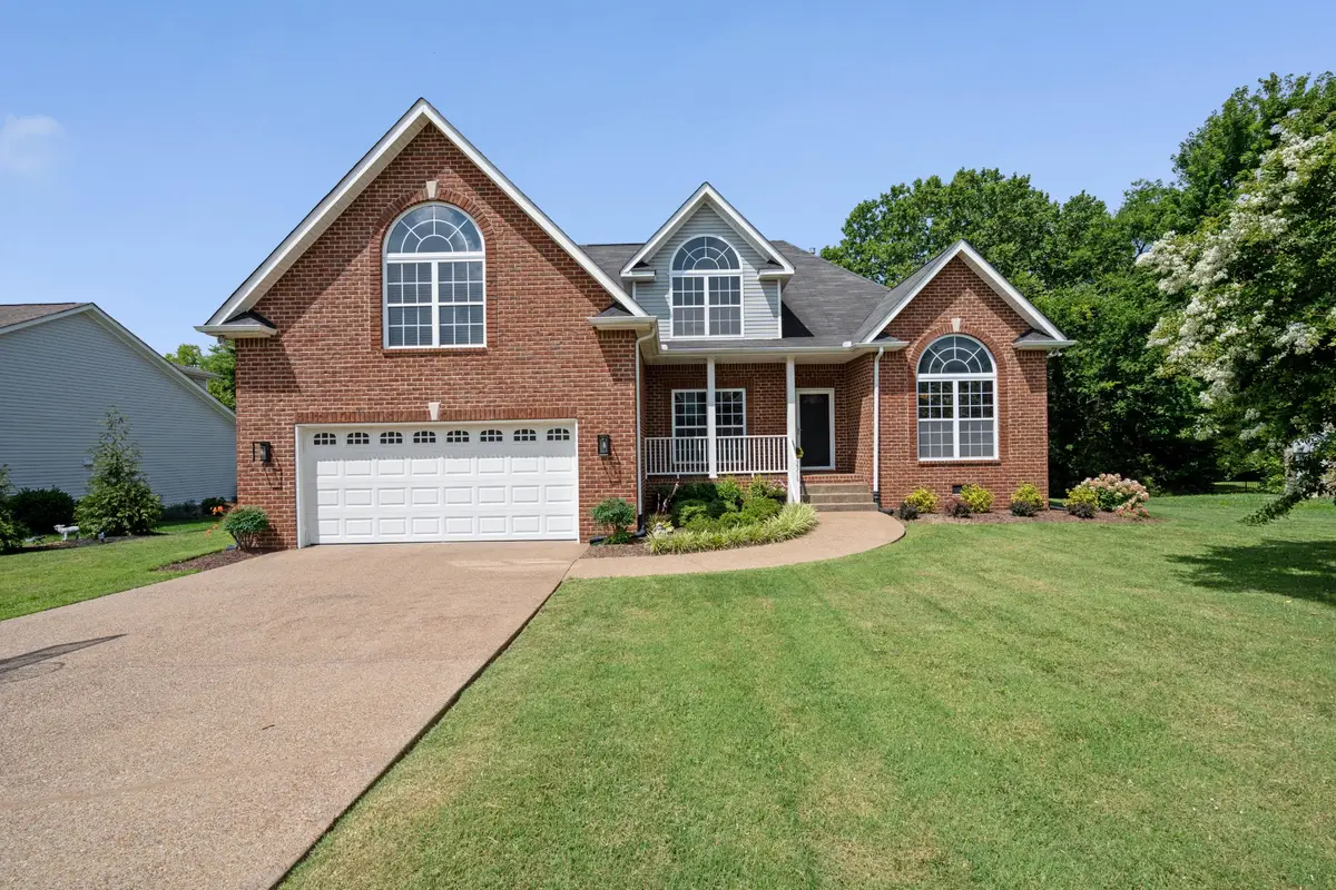 3316 Blackberry Ln, Lebanon, TN 37087 - #1