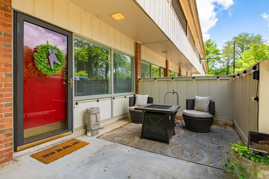 2806 Suncrest Rd #10, Pigeon Forge, TN 37863 - #2