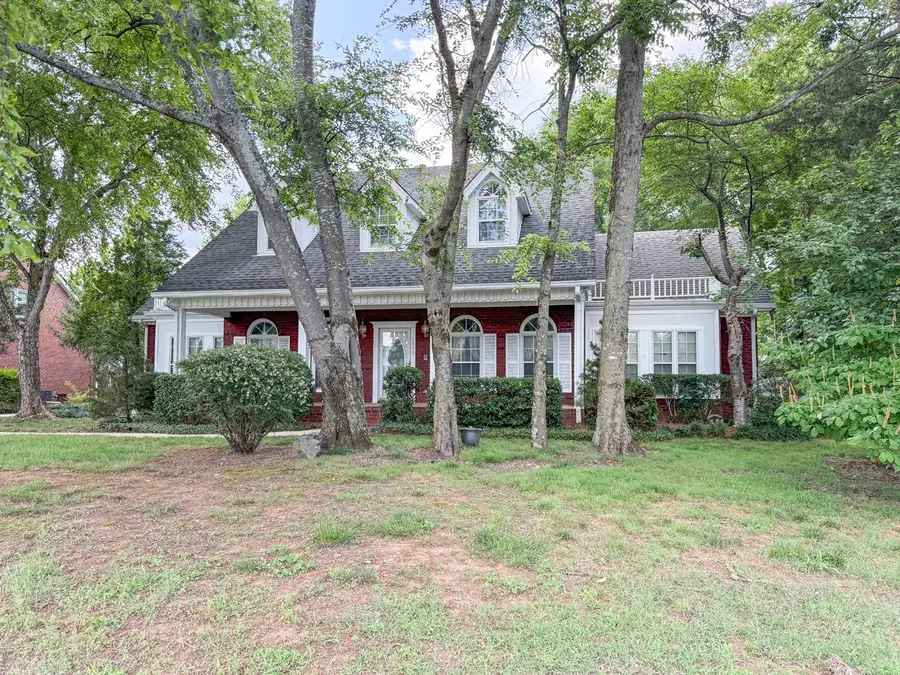 1618 Buckingham Dr, Murfreesboro, TN 37129 - #2