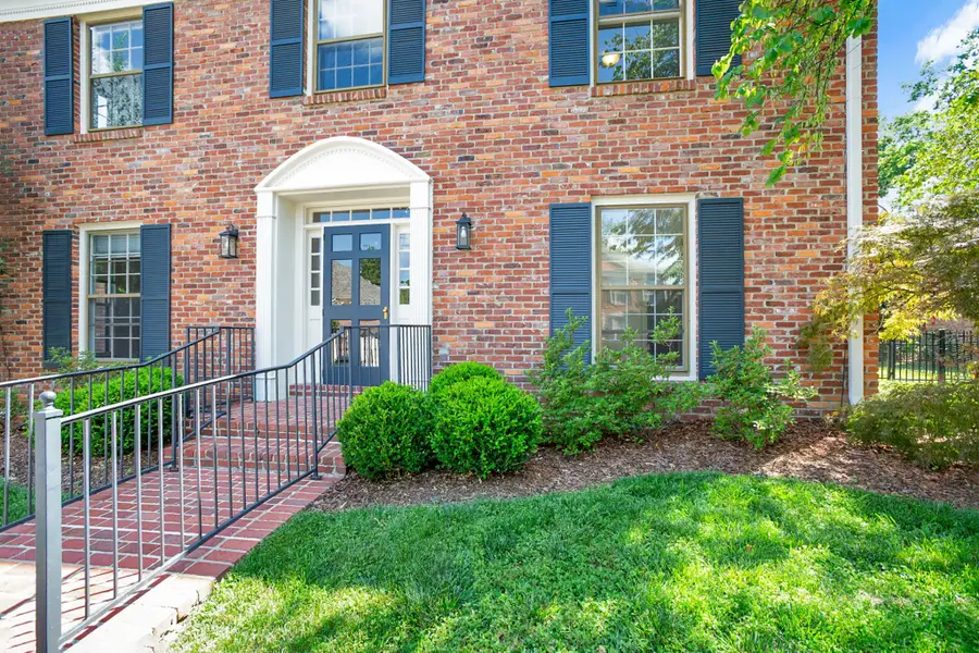4114 Legend Hall Dr, Nashville, TN 37215 - #2
