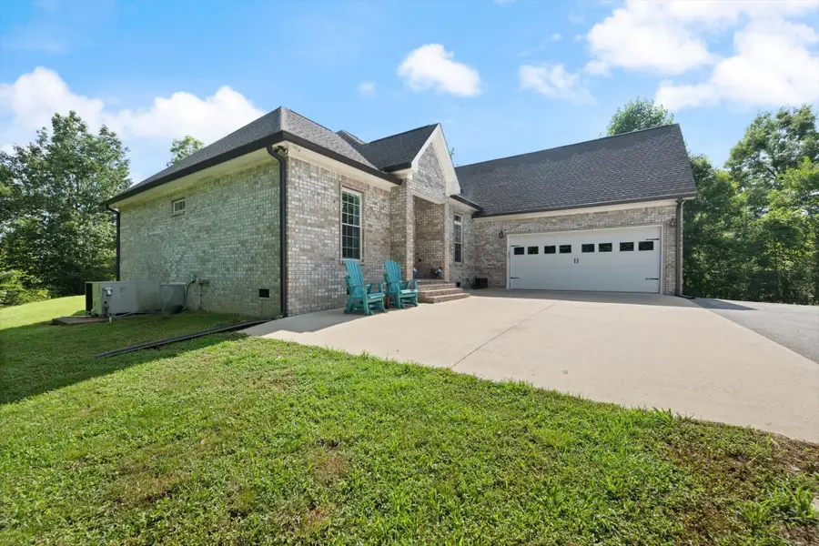 226 Walton Rd, Hampshire, TN 38461 - #3