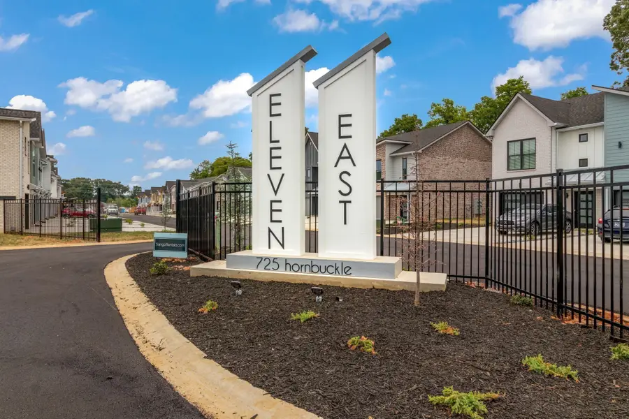 725 Hornbuckle Rd, Clarksville, TN 37043 - #2