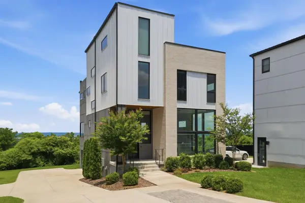6012 Hill Cir, Nashville, TN 37209