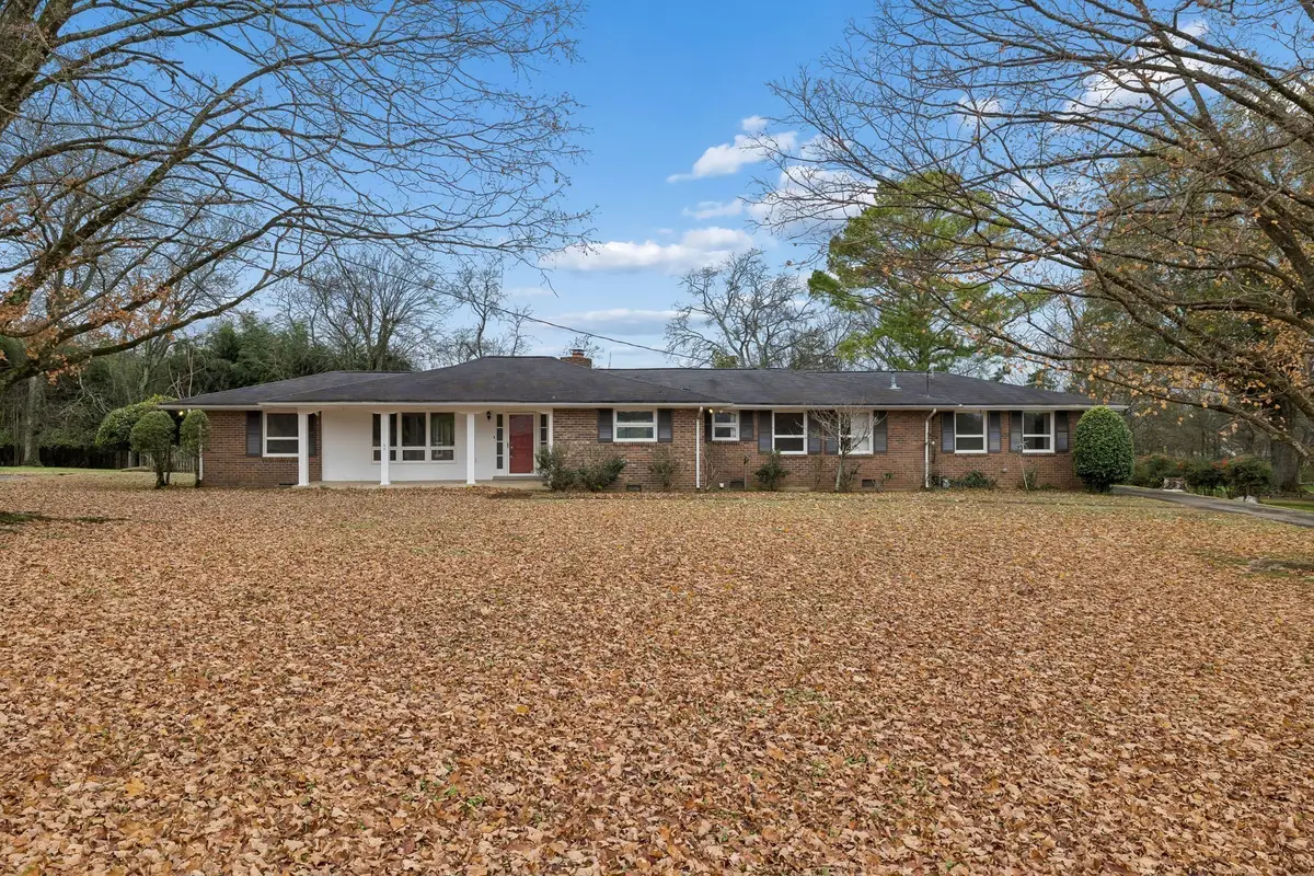 2032 Eversong Ln, Hermitage, TN 37076 - #1