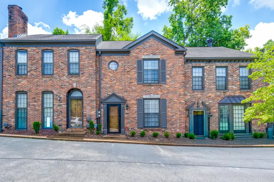 2018 Stokes Ln, Nashville, TN 37215 - #2
