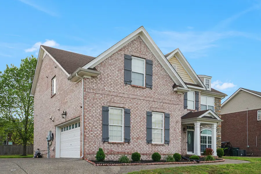 1820 Woodland Farms Ct, Old Hickory, TN 37138 - #2