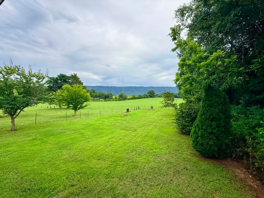 190 Co Rd 909, Etowah, TN 37331 - #3