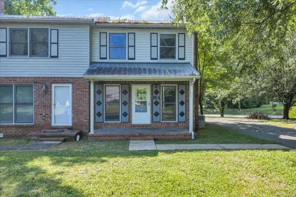 101A Westlake Pl, Tullahoma, TN 37388