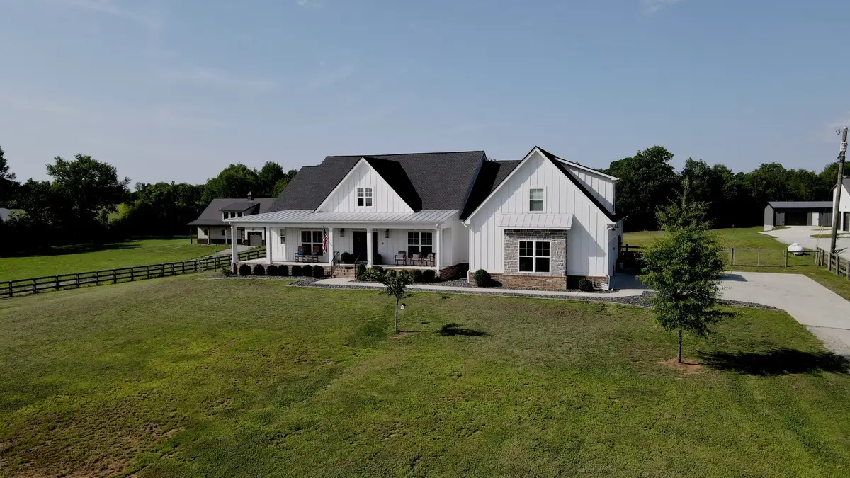 3100 Butler Rd, Columbia, TN 38401 - #1