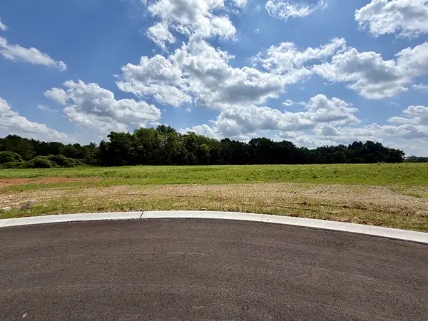 12 Fawn Meadows, Clarksville, TN 37043