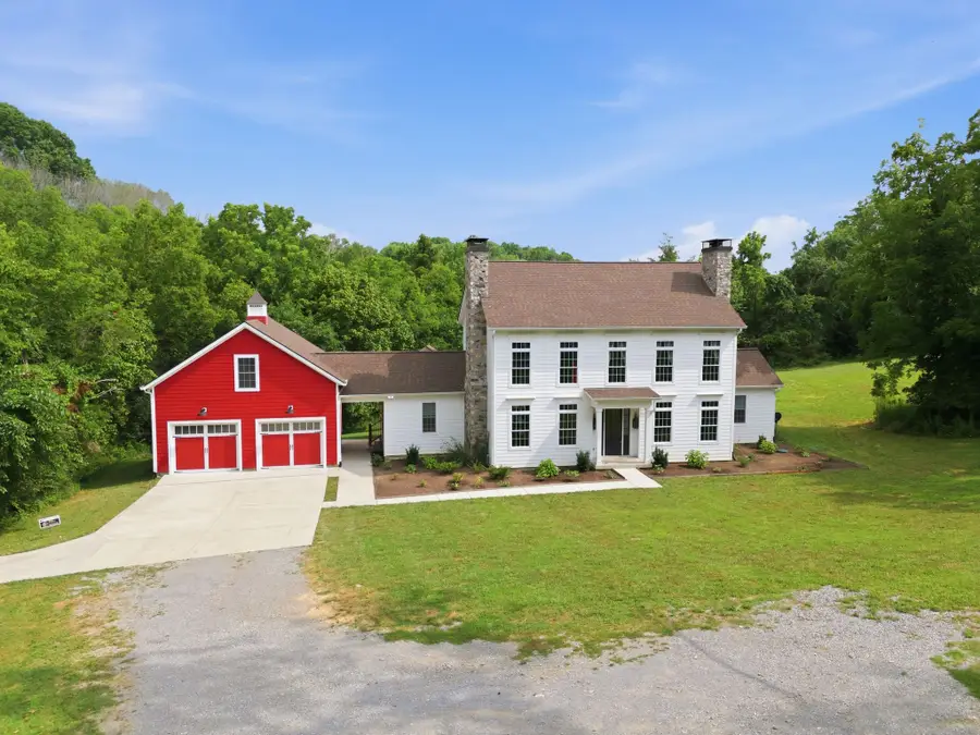597 Cummings Ln, Cottontown, TN 37048 - #2