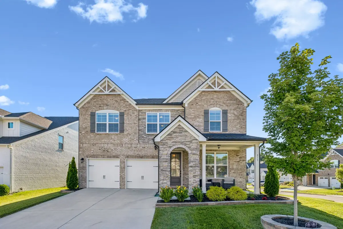 215 Heartland Dr, Mount Juliet, TN 37122 - #1