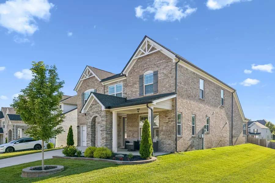 215 Heartland Dr, Mount Juliet, TN 37122 - #2