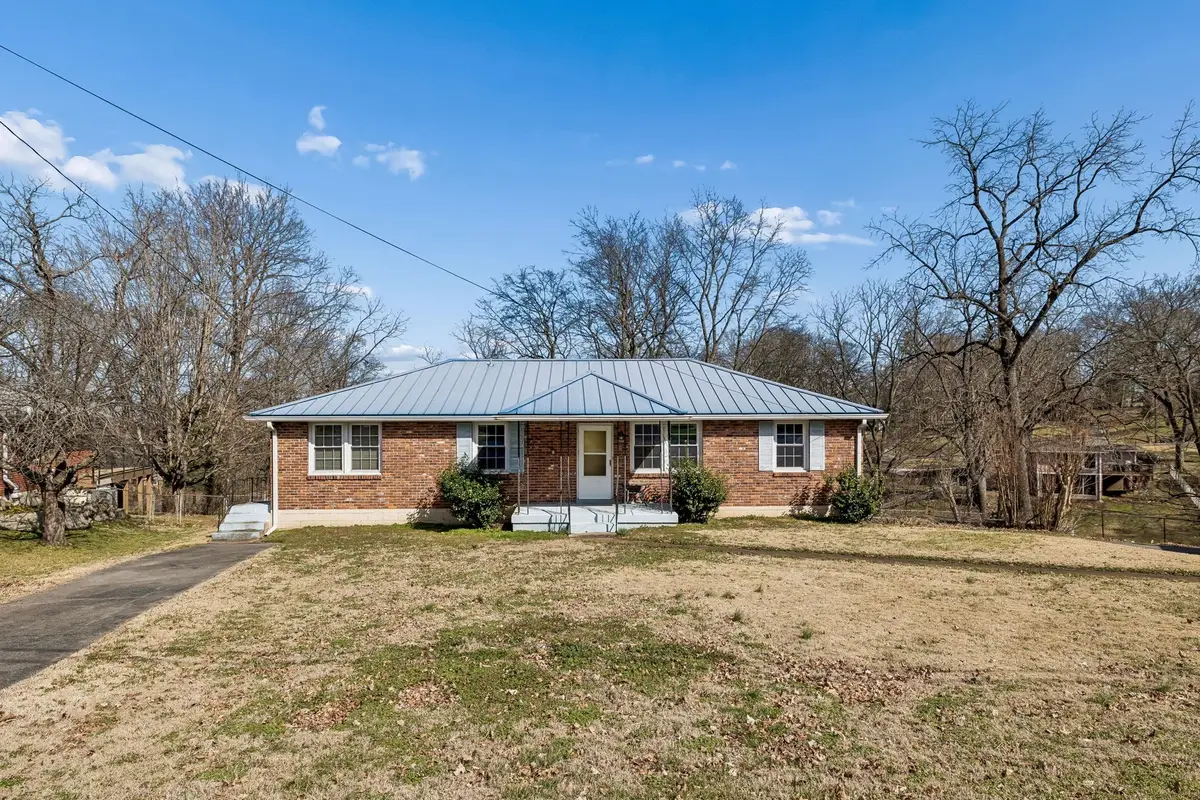 5020 Kincannon Dr, Nashville, TN 37220 - #1