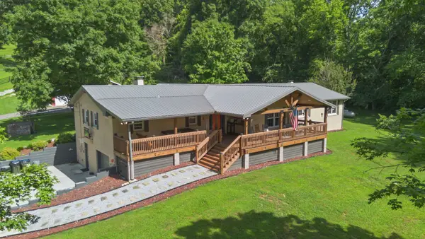 4118 Leipers Creek Rd, Williamsport, TN 38487