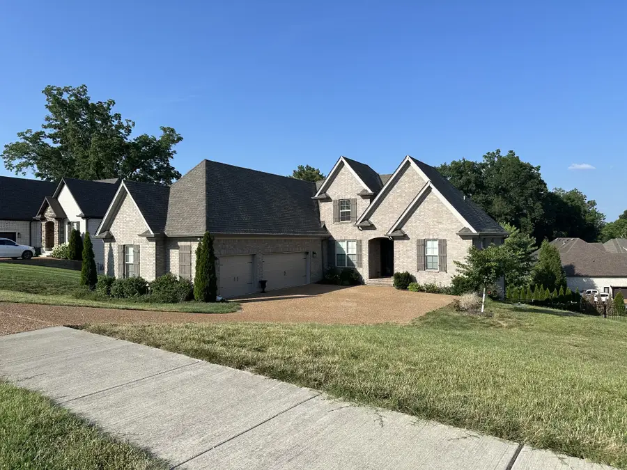 1110 Luxborough Dr, Hendersonville, TN 37075 - #2