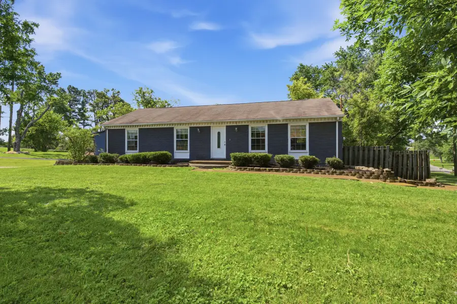 302 Gates Rd, Goodlettsville, TN 37072 - #2