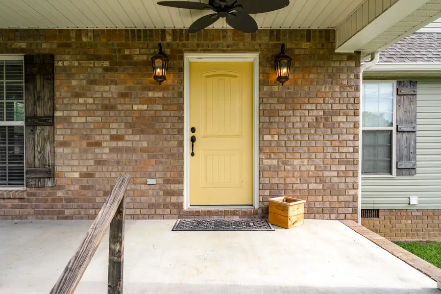 602 7th St, Lawrenceburg, TN 38464 - #2