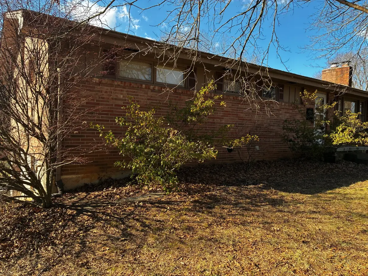 149 Elm Ln, Bluff City, TN 37618 - #1